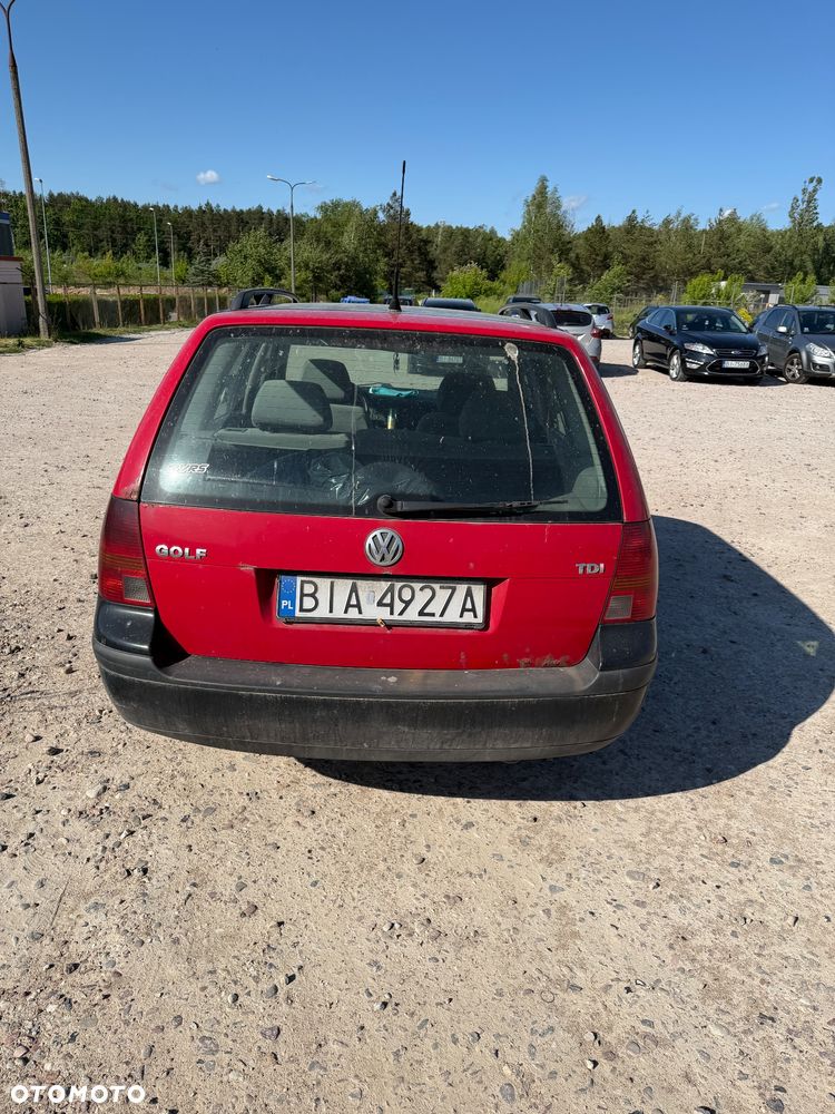 Volkswagen Golf - 3