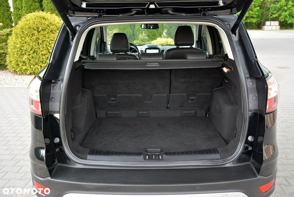 Ford Kuga 1.5 EcoBoost 2x4 Titanium - 34