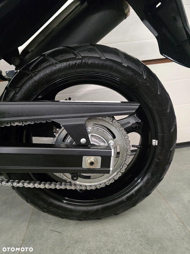 Suzuki V-STROM - 18