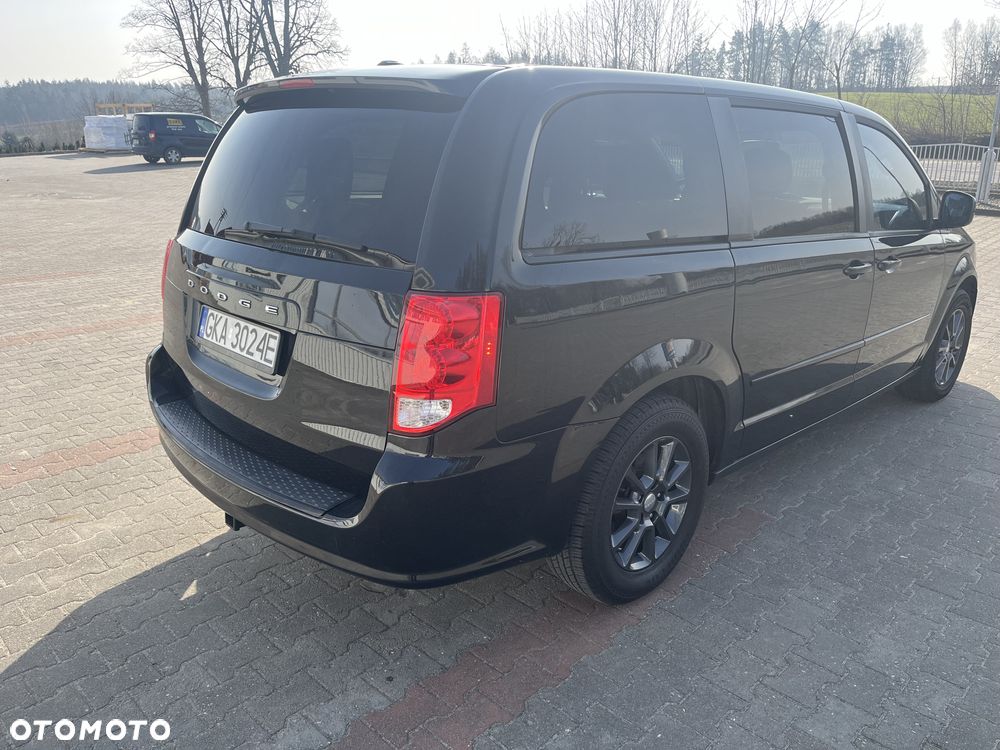 Dodge Grand Caravan 3.6 R/T - 14
