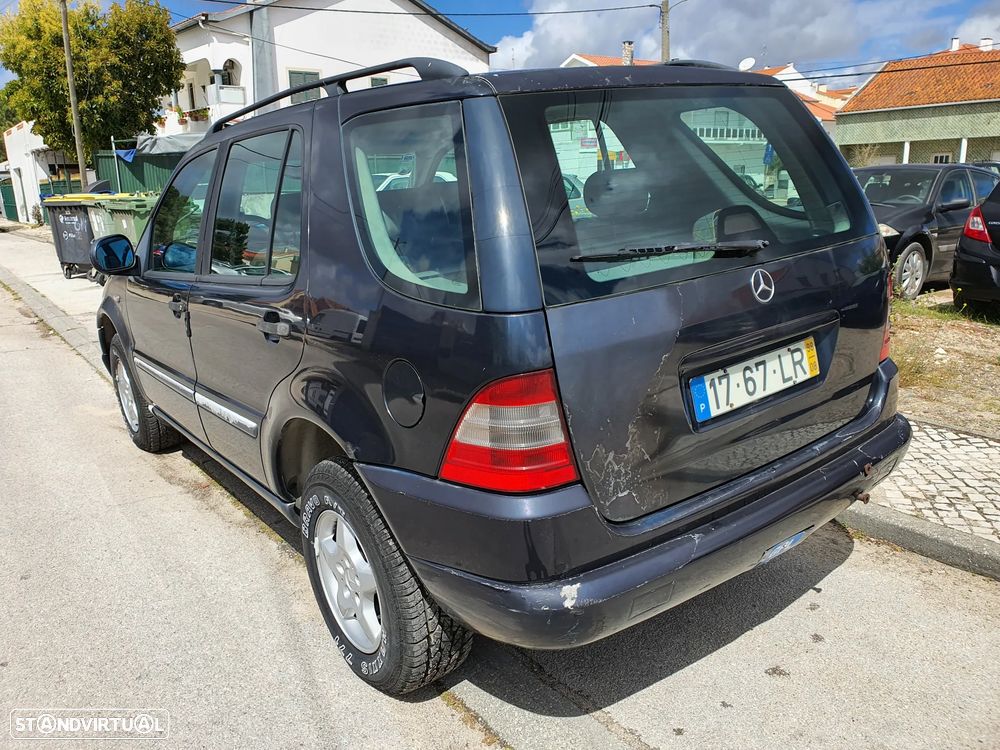 Mercedes-Benz ML 230 Standard - 4