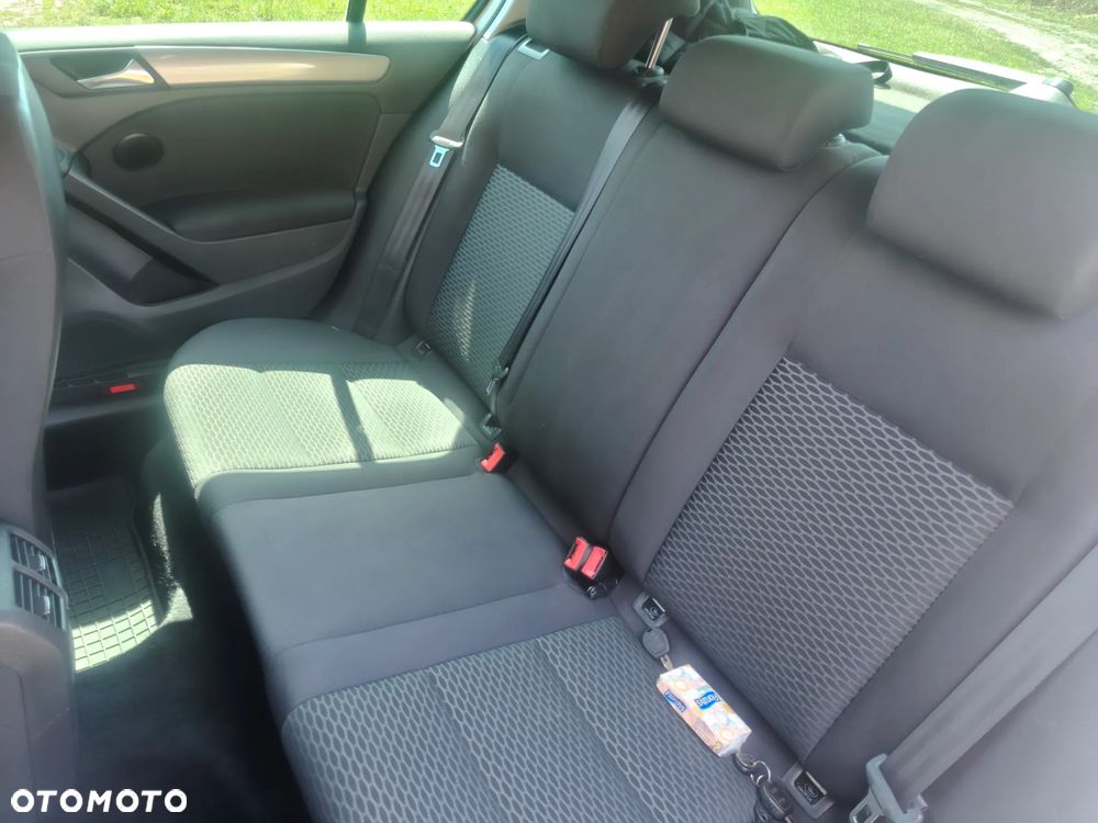 Volkswagen Golf 1.4 Comfortline - 11