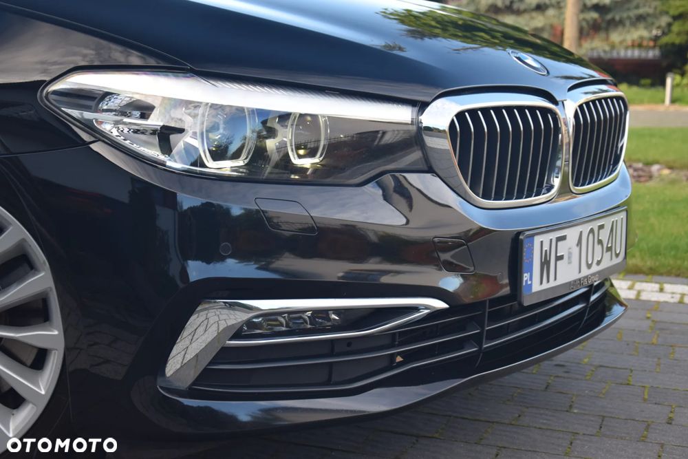 BMW Seria 5 520d xDrive Luxury Line - 11