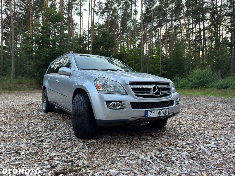 Mercedes-Benz GL 450 - 2