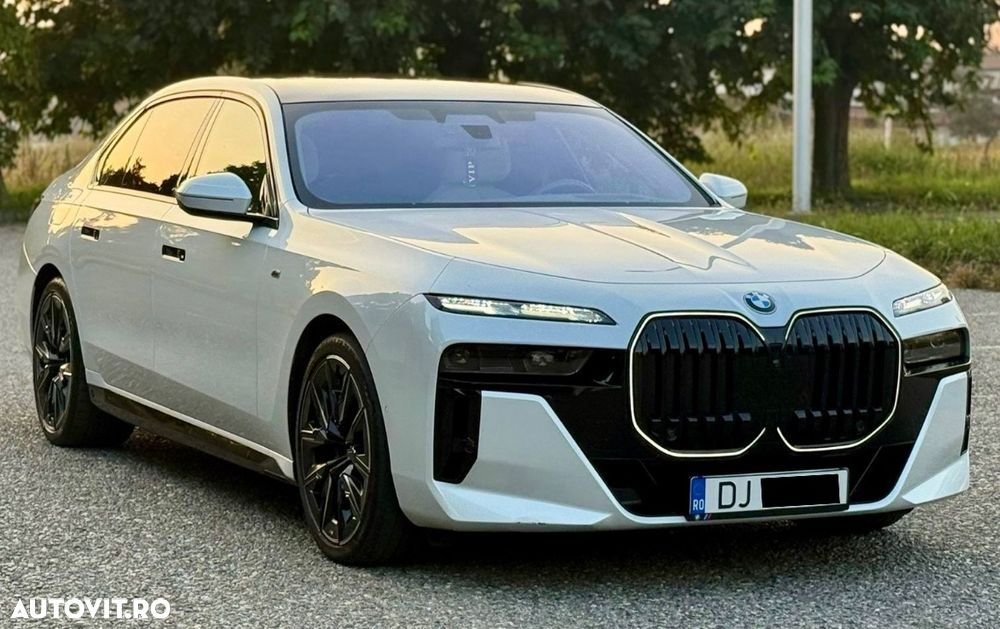 BMW Seria 7 740d xDrive MHEV - 5