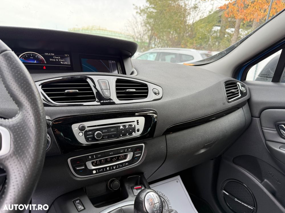 Renault Scenic ENERGY dCi 130 Start & Stop Bose Edition - 21