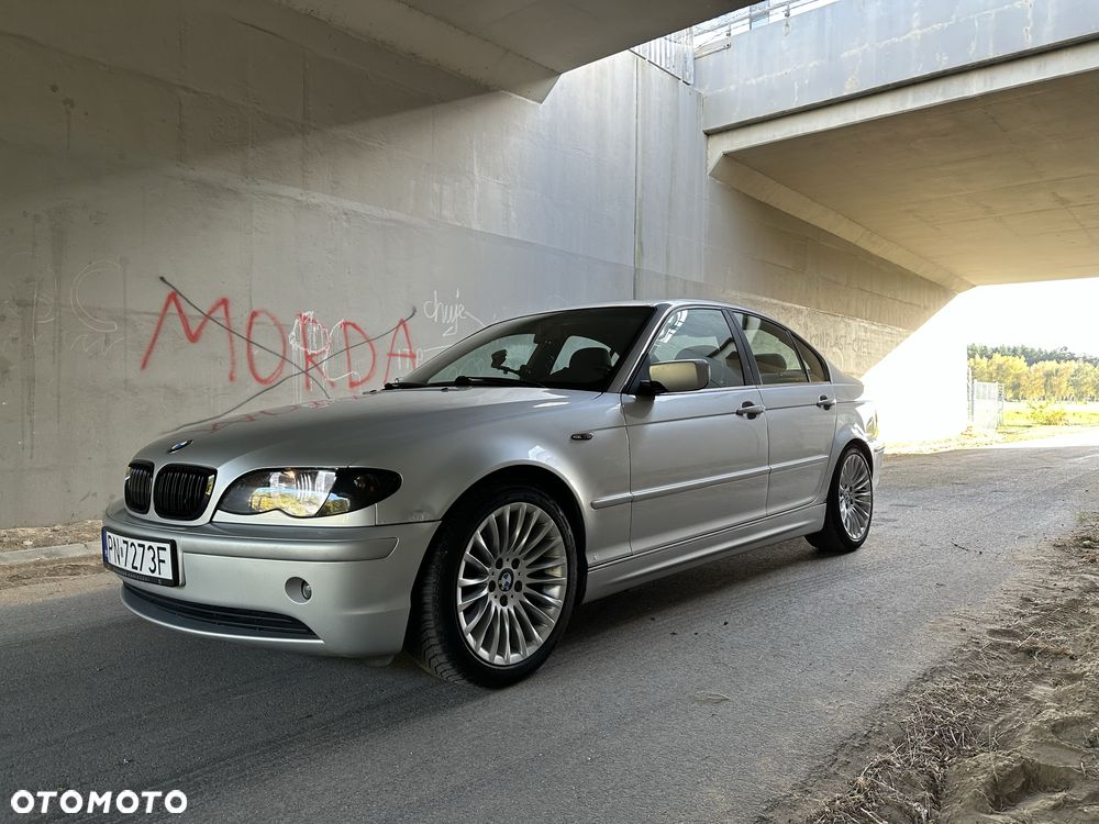 BMW 3 Series 2003 photo 3