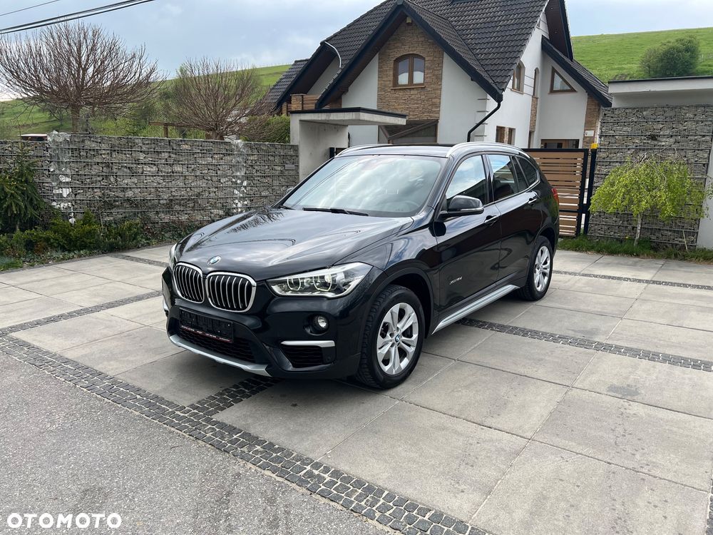 BMW X1 xDrive18d Sport Line - 1