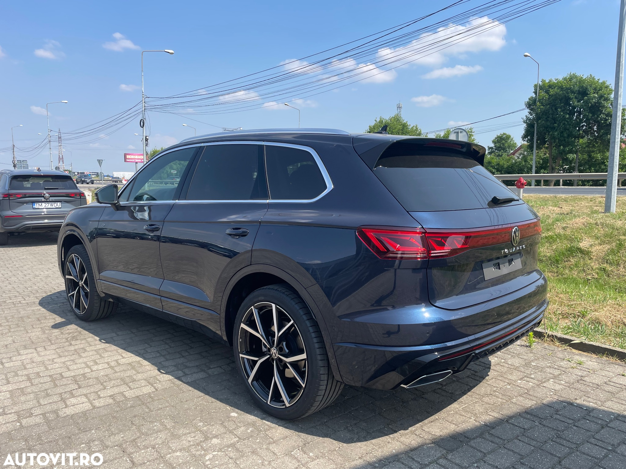 Volkswagen Touareg V6 TDI R-Style - 4