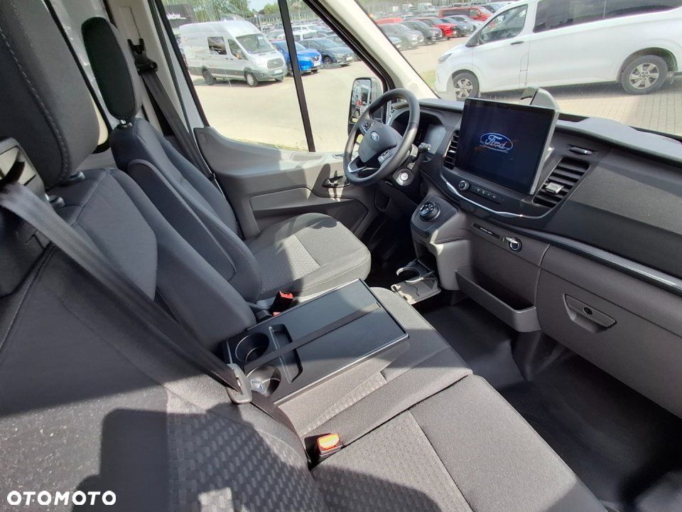 Ford Transit - 17