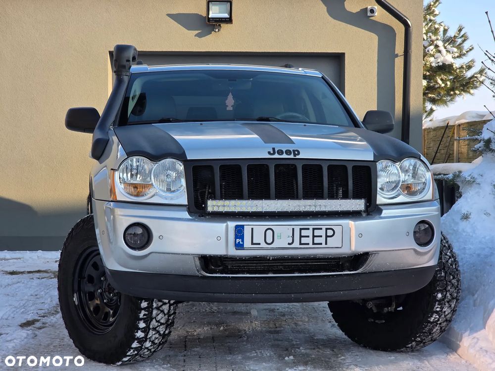 Jeep Grand Cherokee - 15