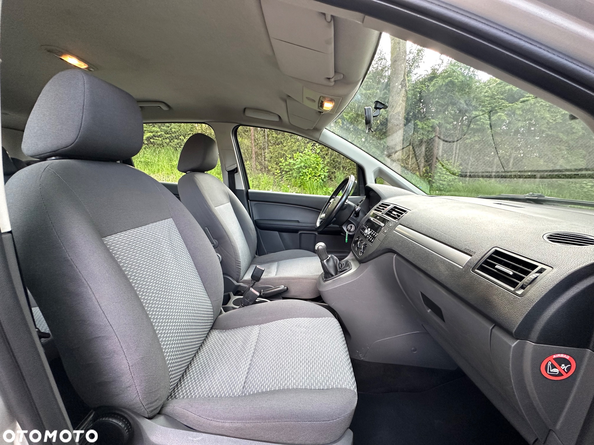 Ford Focus C-Max 1.8 TDCi FX Silver / Silver X - 23