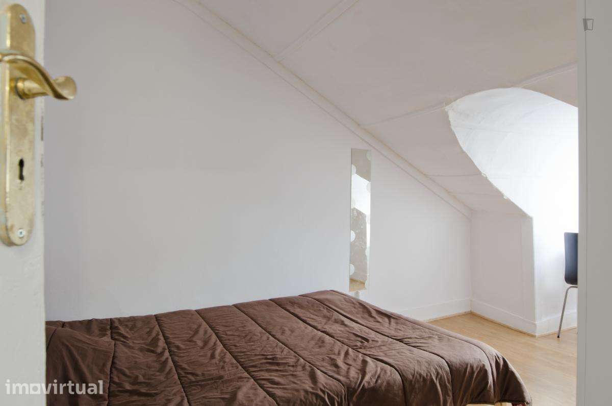 Quarto - localizado em Arroios Lisbon - Grande imagem: 2/11