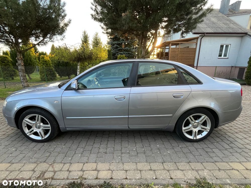 Audi A4 Limousine 1.8 T quattro - 4