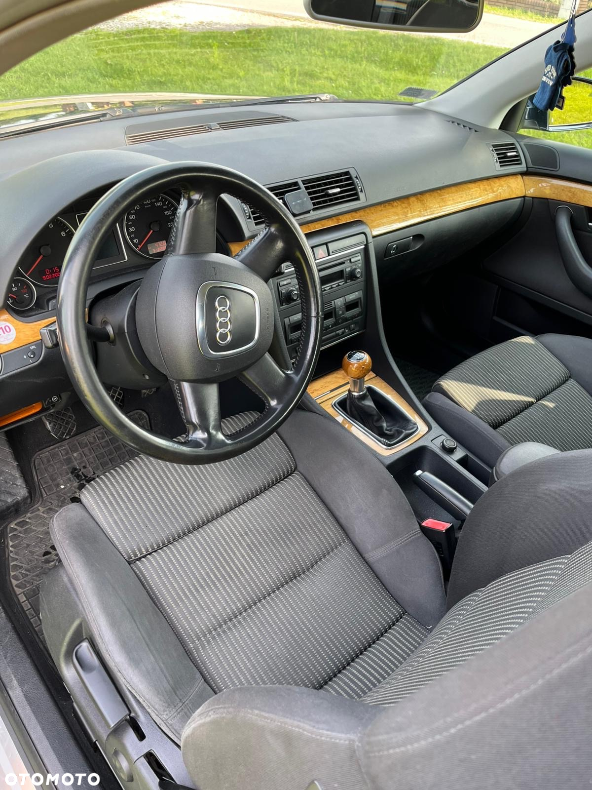 Audi A4 Avant 1.8T - 5
