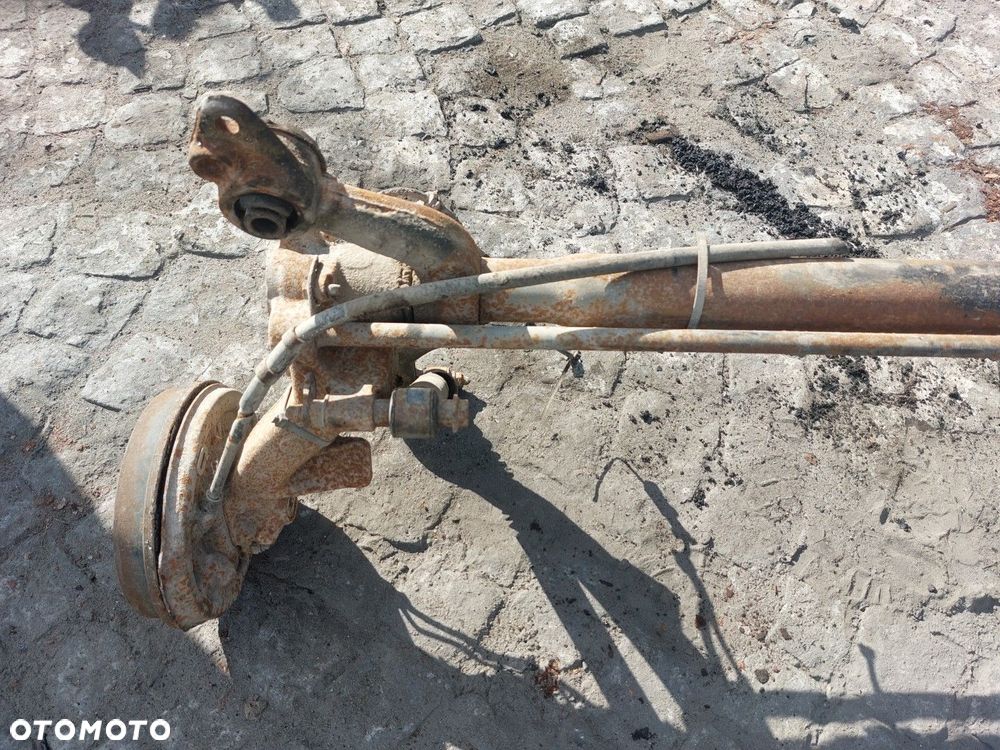 Belka tylna OŚ TYŁ ABS PEUGEOT 206 1998-2010 Hatchback - 2