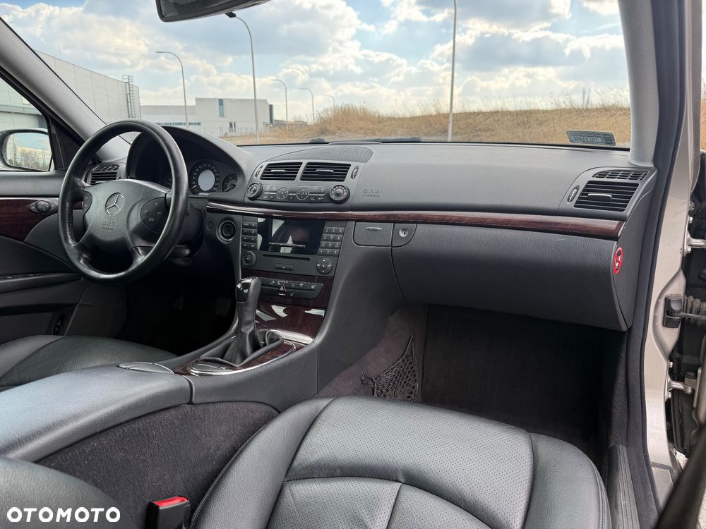 Mercedes-Benz Klasa E 200 CDI Classic - 18