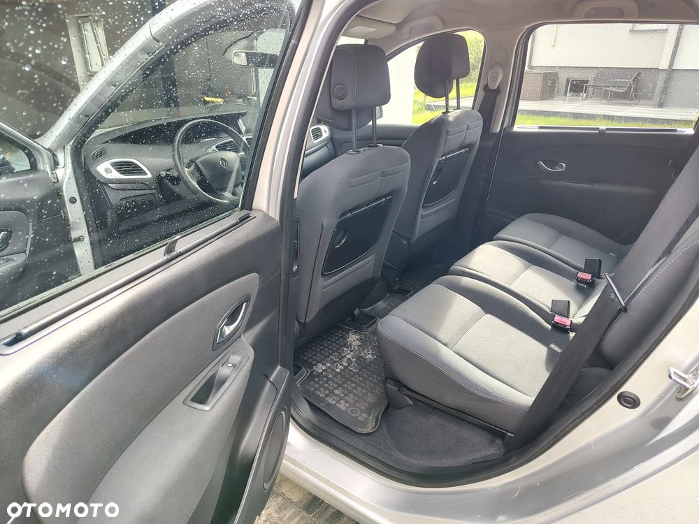 Renault Scenic - 15