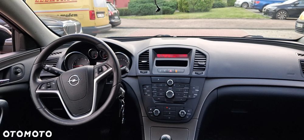 Opel Insignia 1.6 - 6
