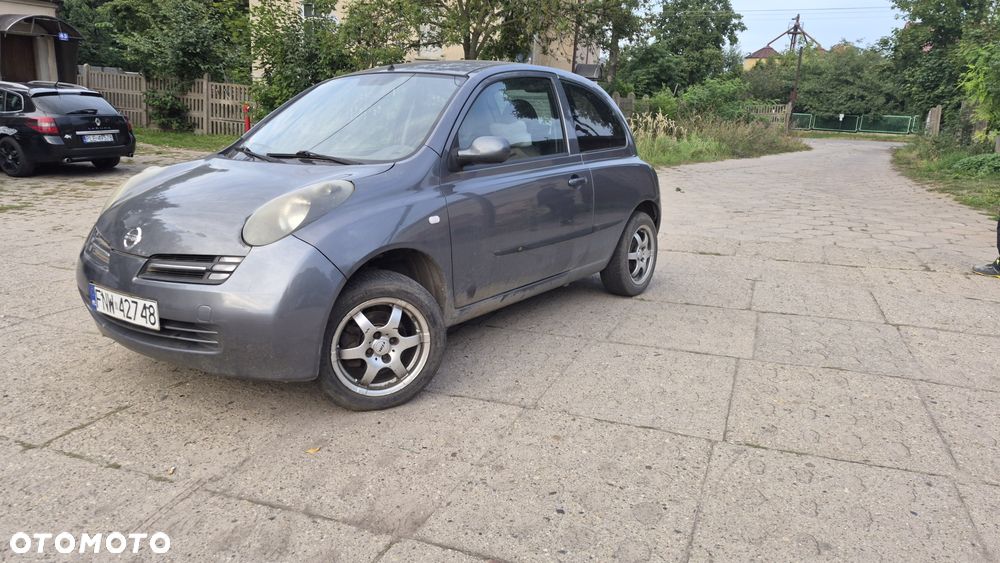 Nissan Micra - 2