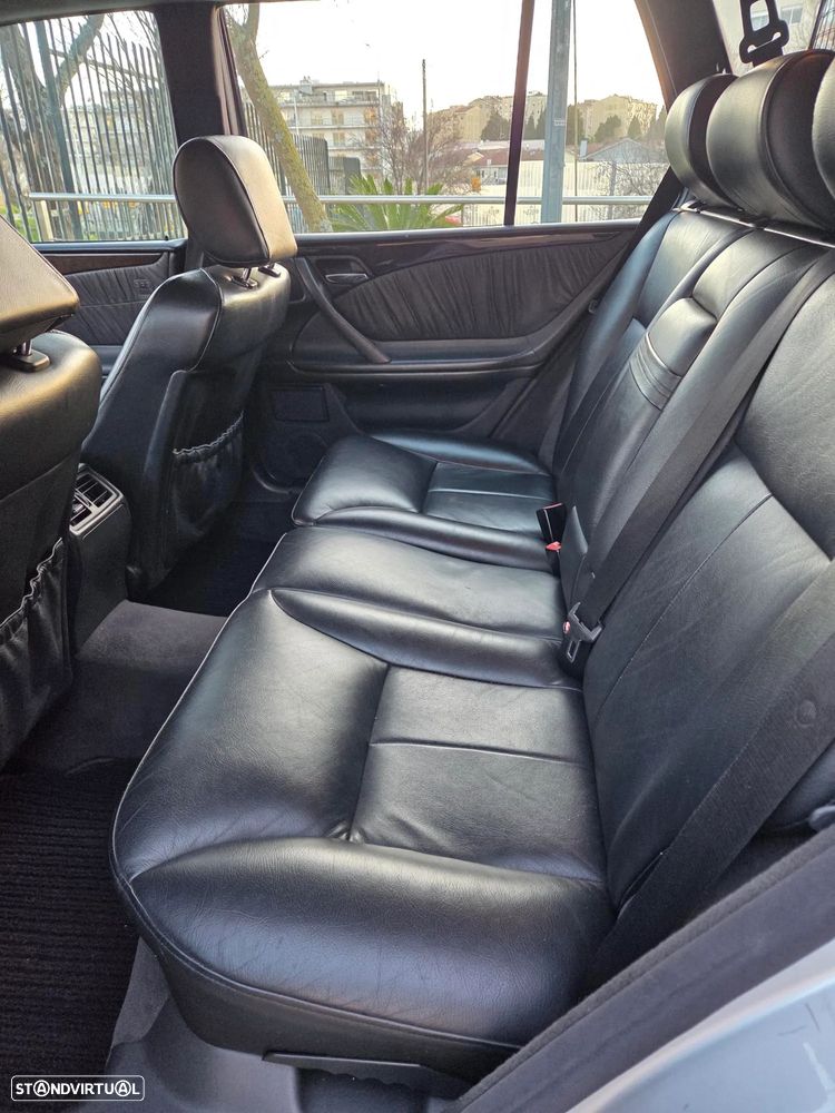 Mercedes-Benz E 320 - 15