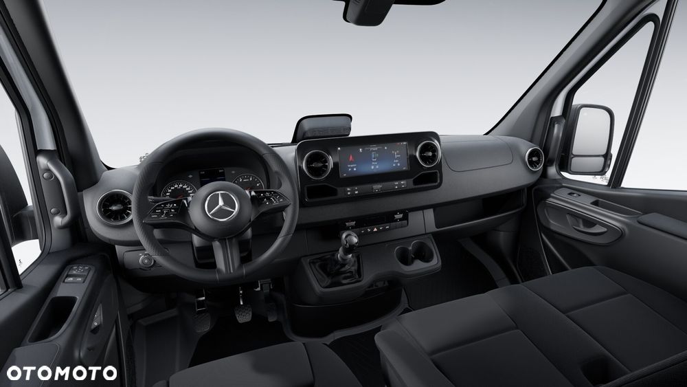 Mercedes-Benz Sprinter 317 Furgon Długi - 4