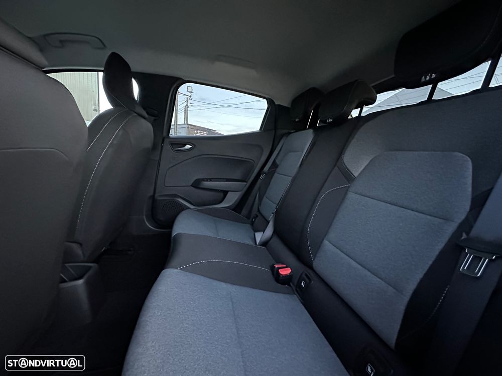 Renault Clio 1.0 TCe Evolution - 10