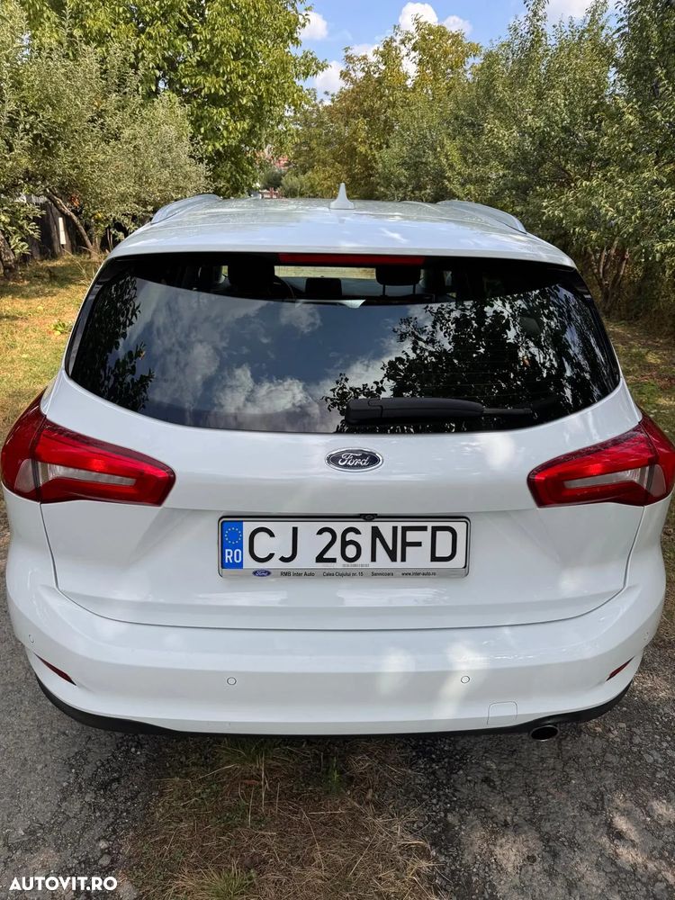 Ford Focus 1.0 EcoBoost Active - 9