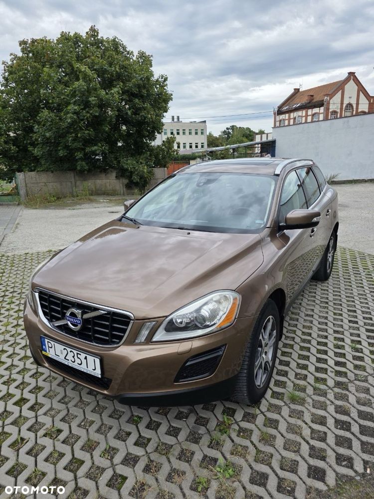 Volvo XC 60 - 1