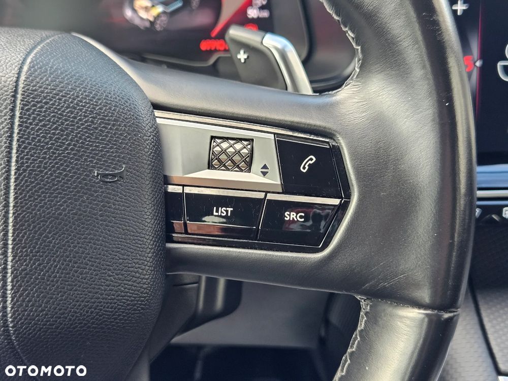 DS Automobiles DS 7 Crossback 1.6 E-Tense So Chic - 28