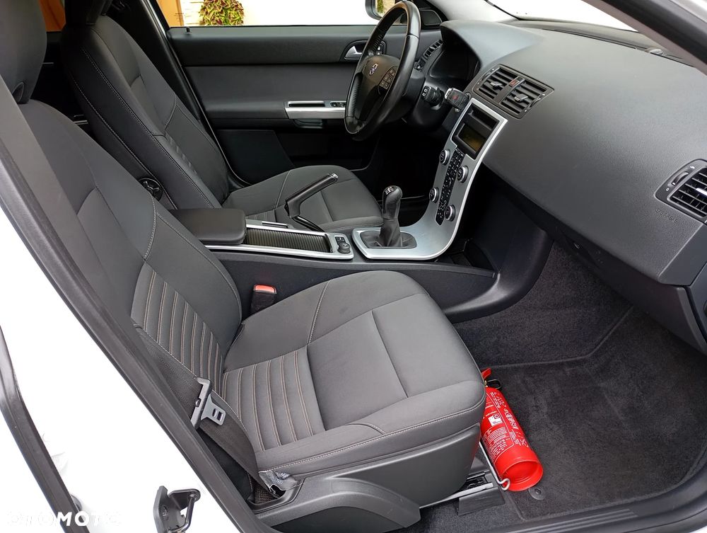 Volvo V50 DPF D2 Summum - 15