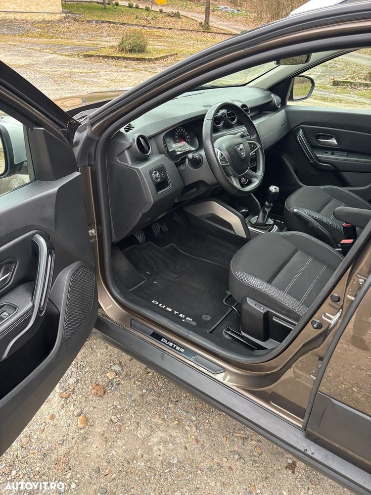 Dacia Duster 1.5 dCi 4WD Prestige jante 17" - 14