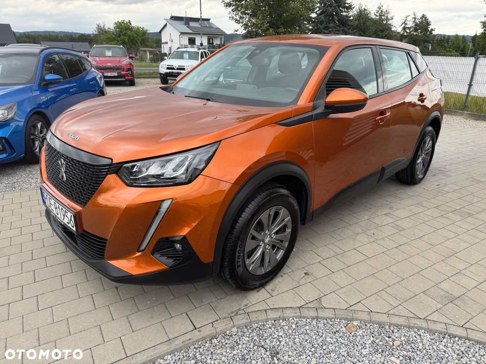 Peugeot 2008 1.2 PureTech Active S&S EAT8 - 11