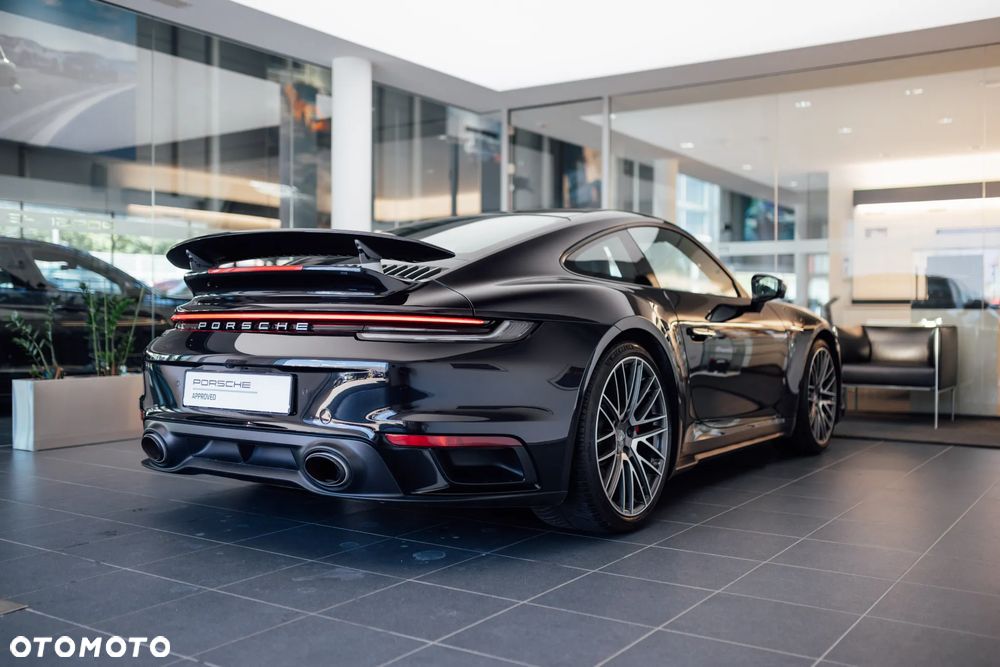 Porsche 911 Turbo - 11