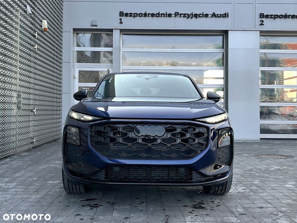 Audi Q3 Sportback - 13