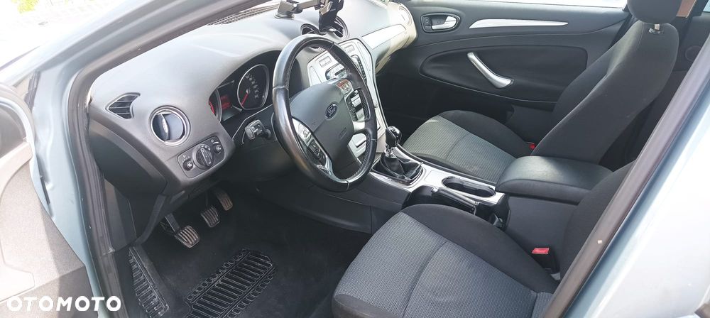 Ford Mondeo - 6