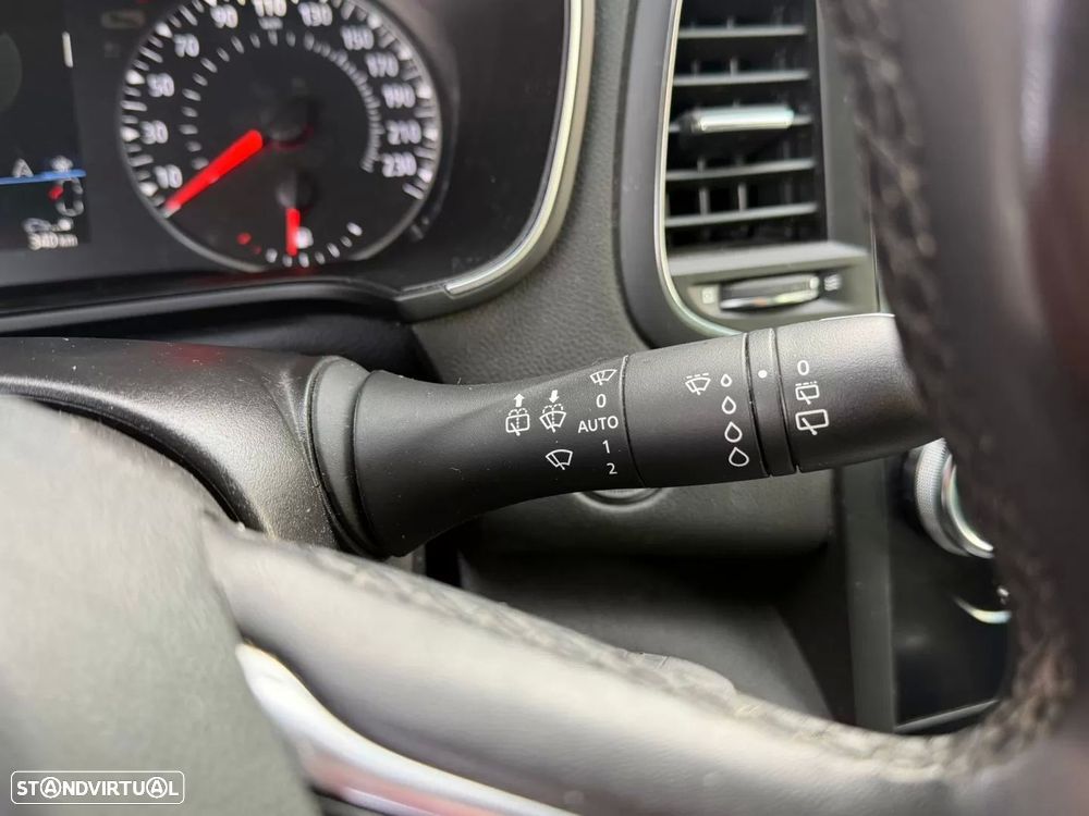 Renault Mégane Sport Tourer 1.5 Blue dCi Limited — fotografia 7