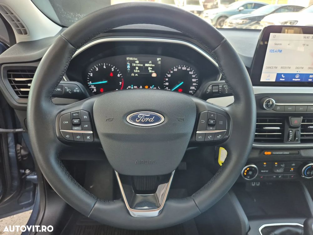 Ford Focus 1.0 EcoBoost Trend - 13