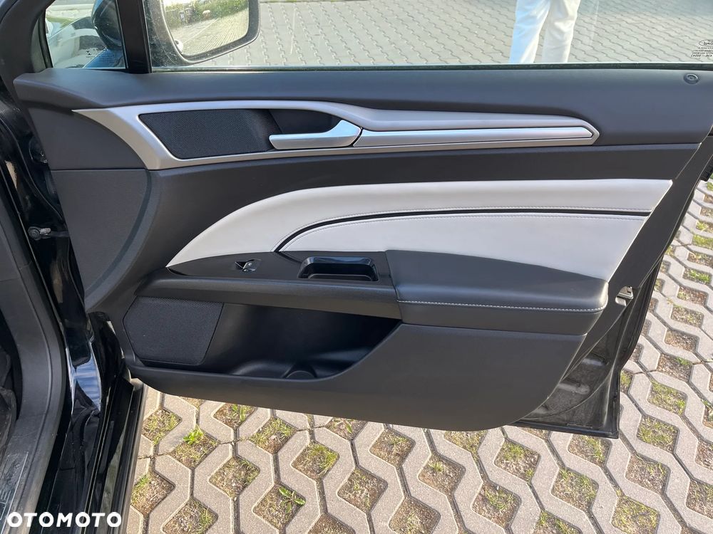 Ford Mondeo Vignale 2.0 TDCi 4WD PowerShift - 20