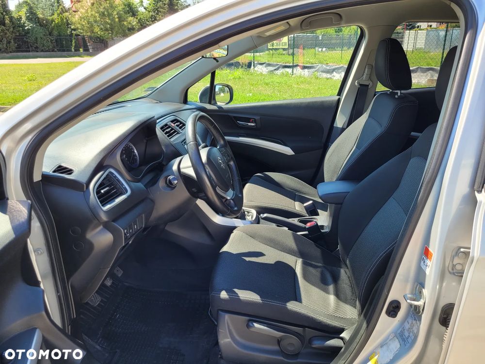 Suzuki SX4 S-Cross - 11