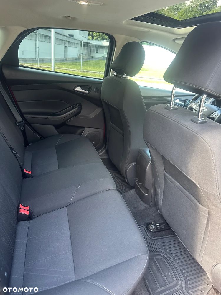 Ford Focus - 13