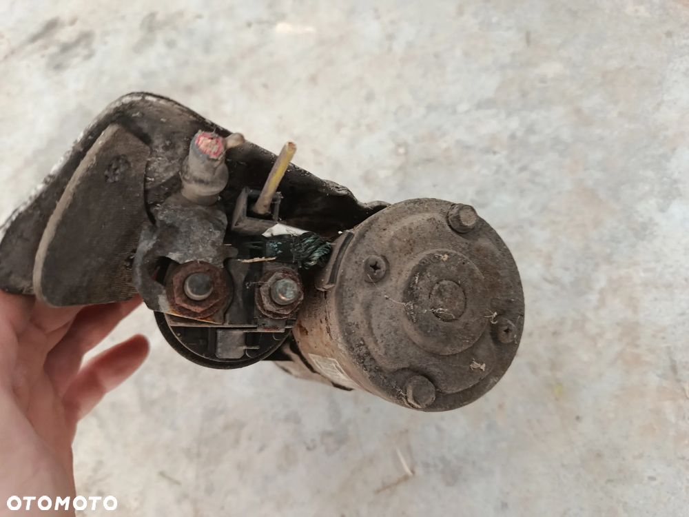 Rozrusznik Jeep KJ Liberty 3.7 - 3