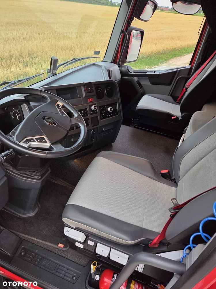 Renault T 440 - 11