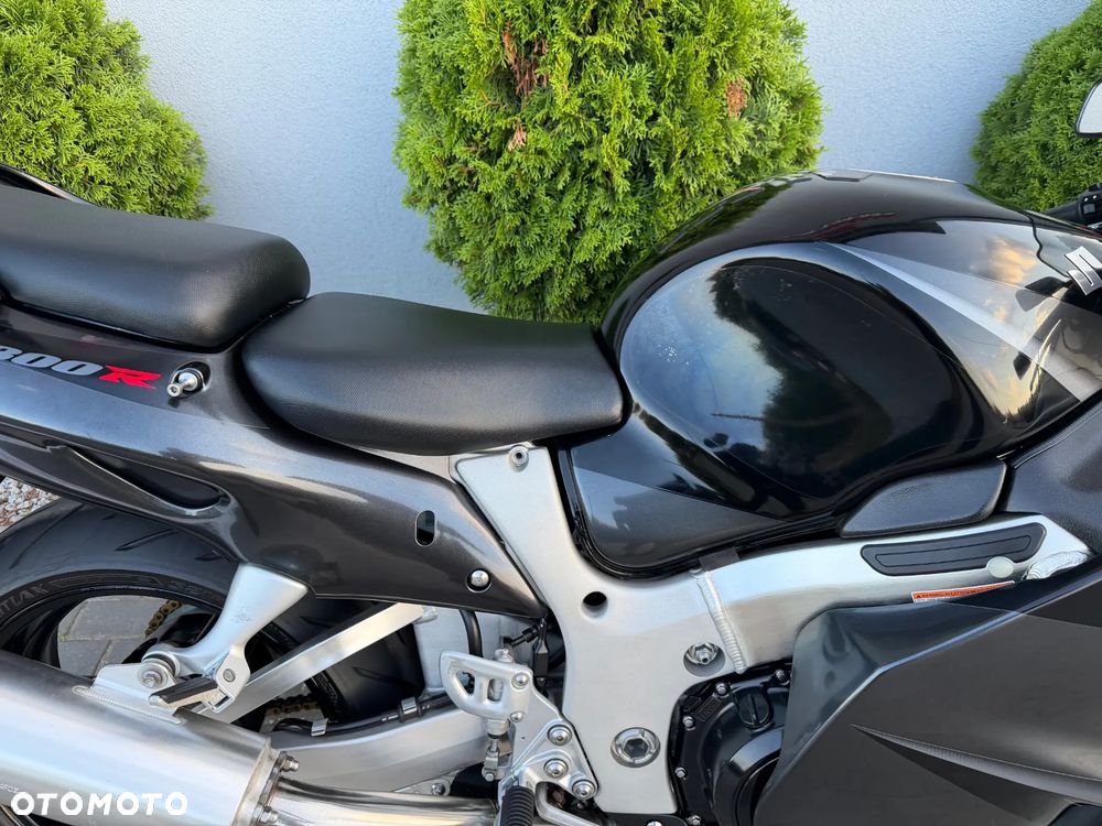 Suzuki GSX-R - 17