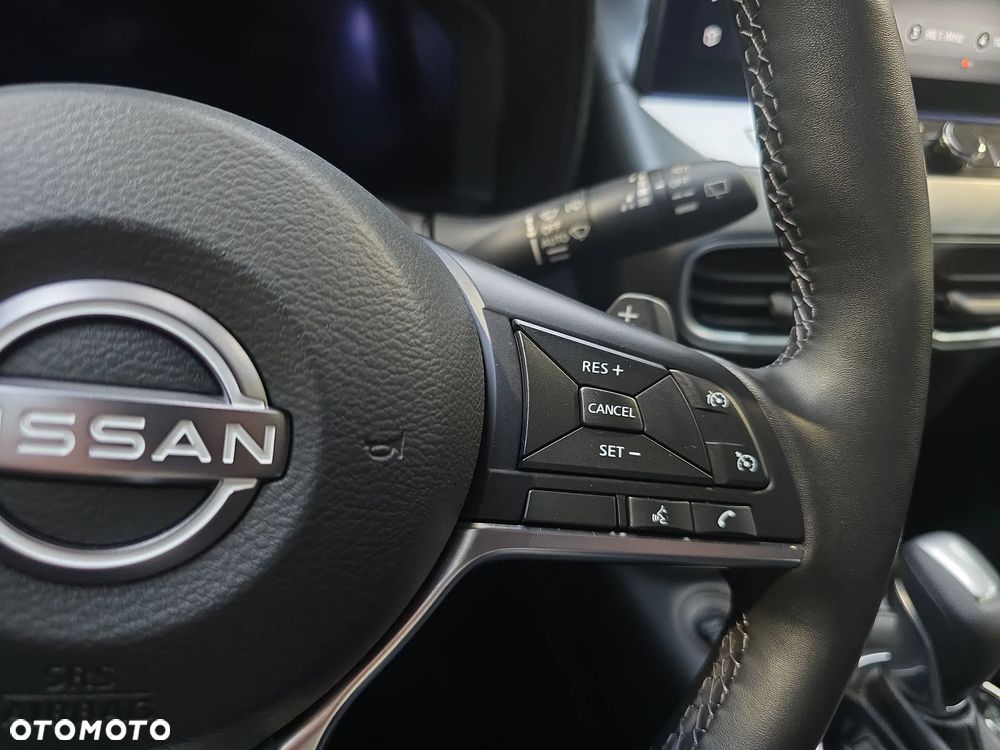 Nissan Juke 1.0 DIG-T N-Connecta DCT - 21