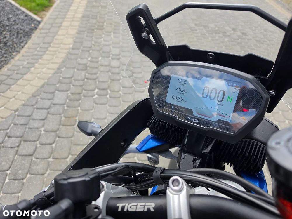 Triumph Tiger - 3