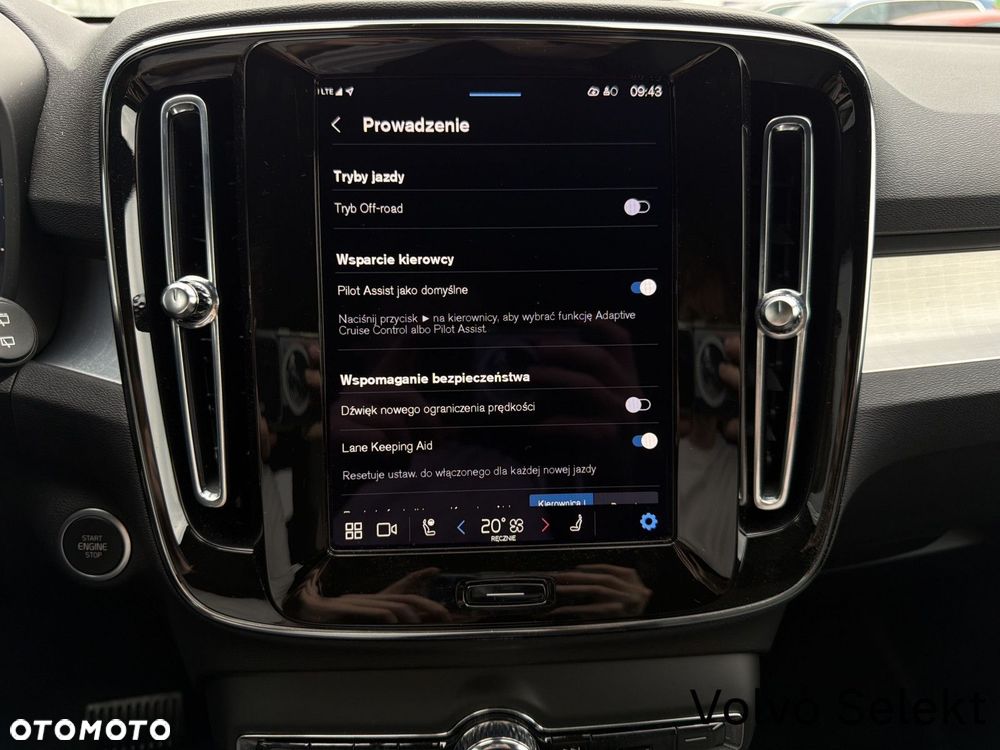 Volvo XC 40 - 25