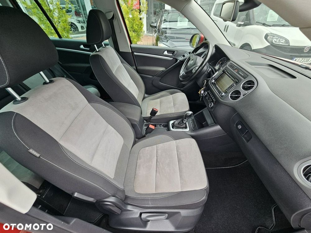 Volkswagen Tiguan 2.0 TDI DPF 4Motion BlueMotion Technology DSG Sport & Style - 34