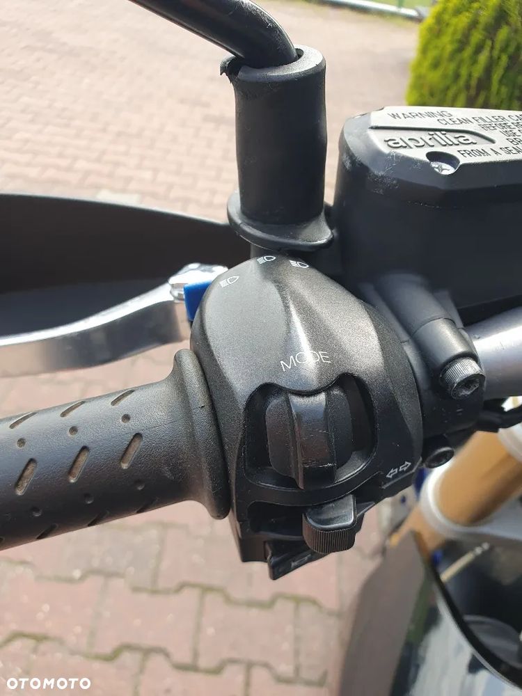 Aprilia Dorsoduro - 13