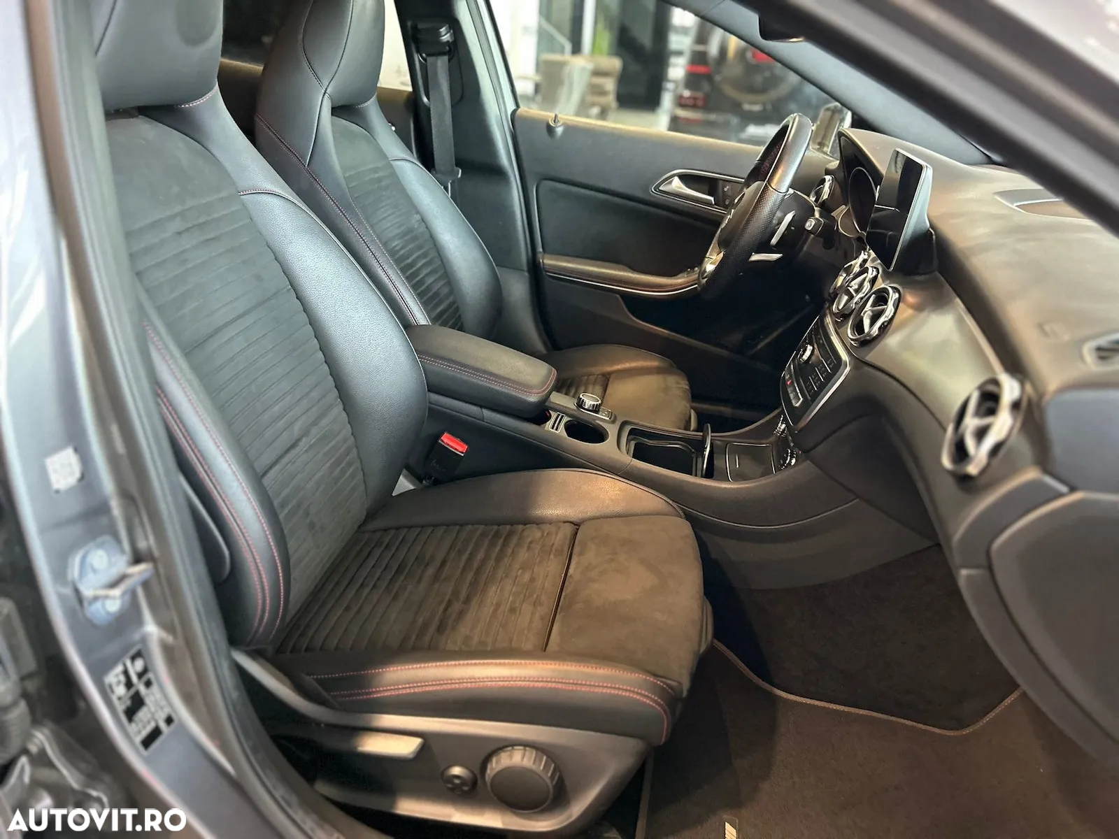 Mercedes-Benz GLA 200 (CDI) d 7G-DCT AMG Line - 16